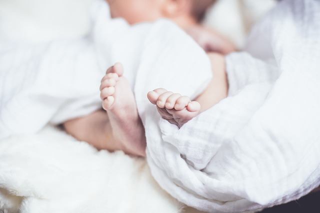 3 Aylık Bebek Gelişimi (Ne Kadar Uyur – Neler Yapar?)
