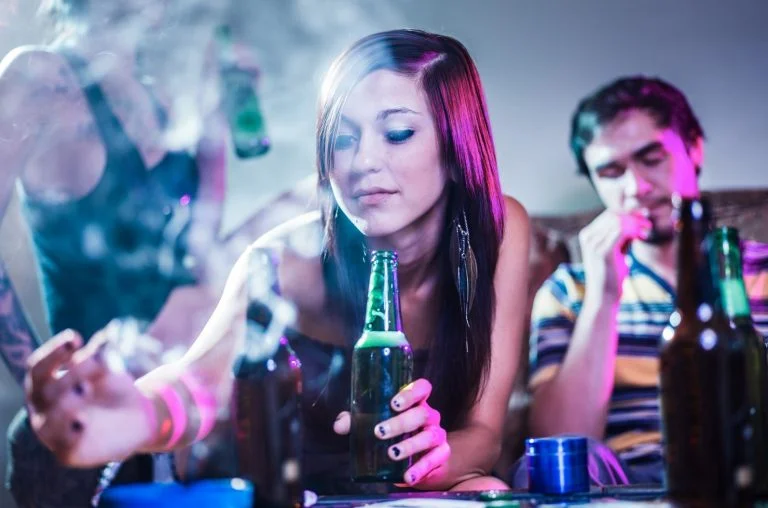 Çocukları uyuşturucudan uzak tutmak